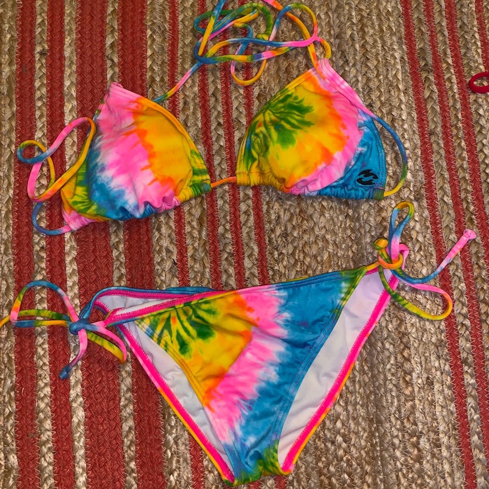 Billabong two piece tie-dye swimsuit!